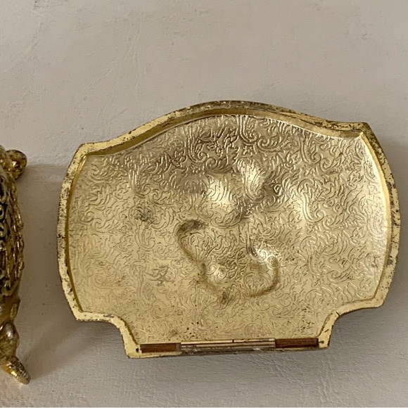 Vintage metal trinket jewelry box - Picture 10 of 12